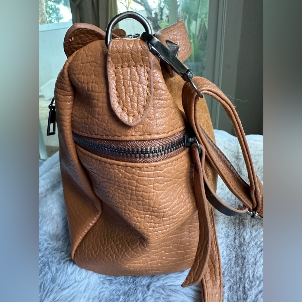 Ella & Elly brown rivet studded crossbody bag - Picture 9 of 10